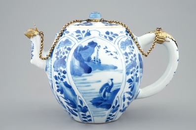 A fine blue and white Chinese teapot and cover with gilt silver mount, Kangxi